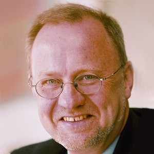 Herr Dr. Günter Hagenhoff
